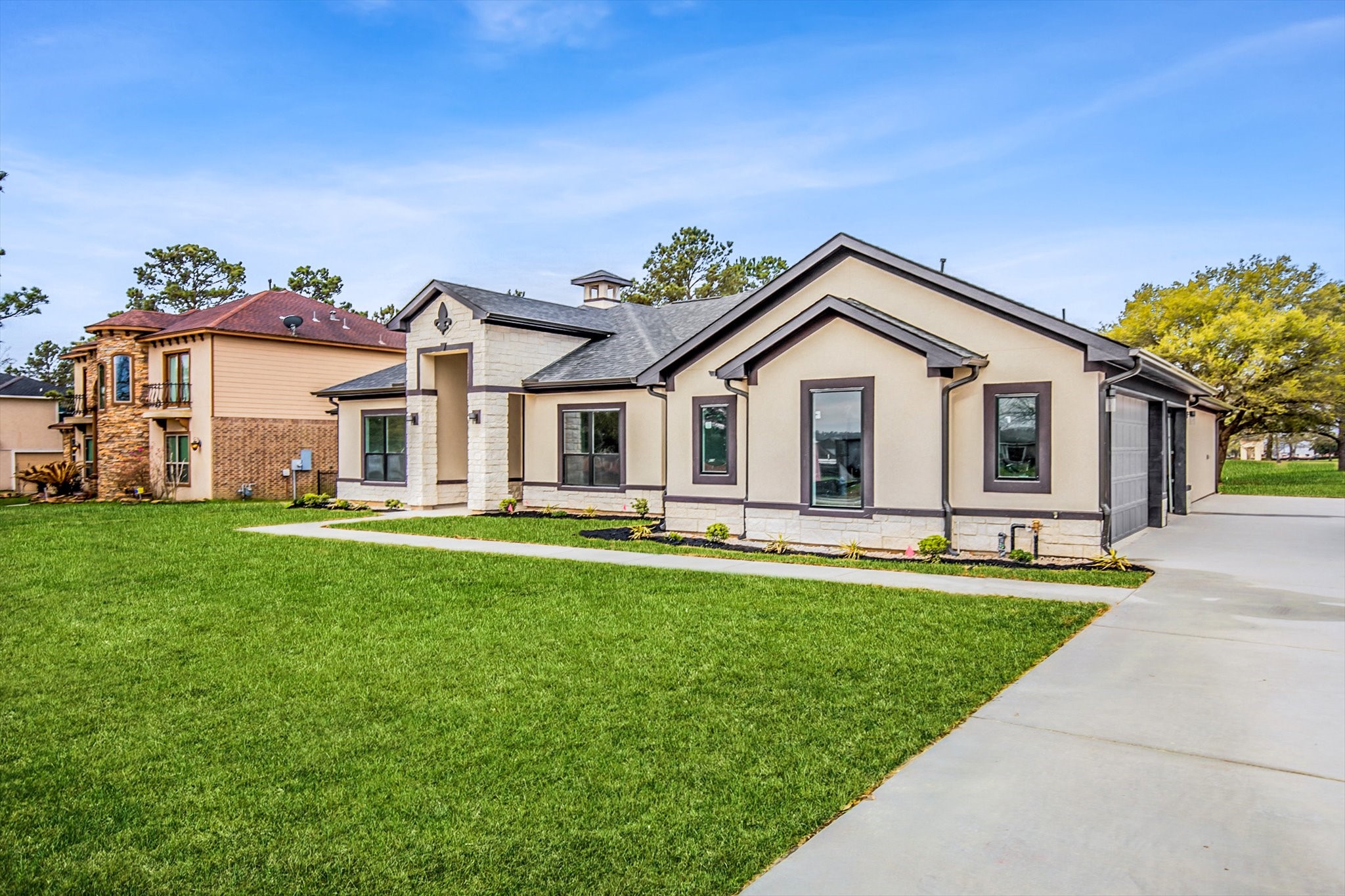 10887 Dauphine Street Willis TX 77318
