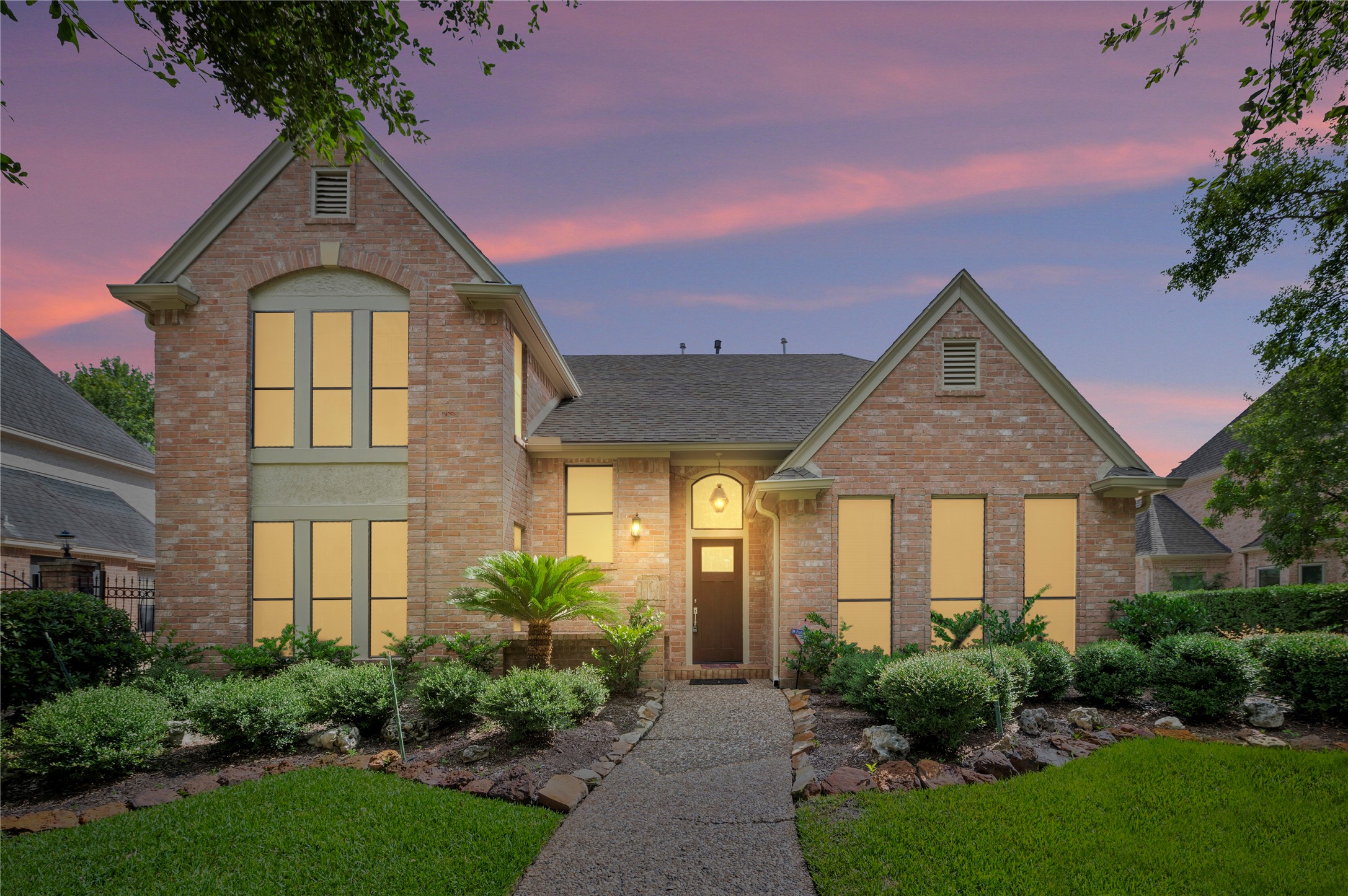 9811 Queensbridge Drive Sugar Land TX 77498