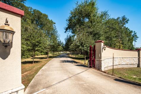 11105 Crockett Martin Road Conroe TX 77306