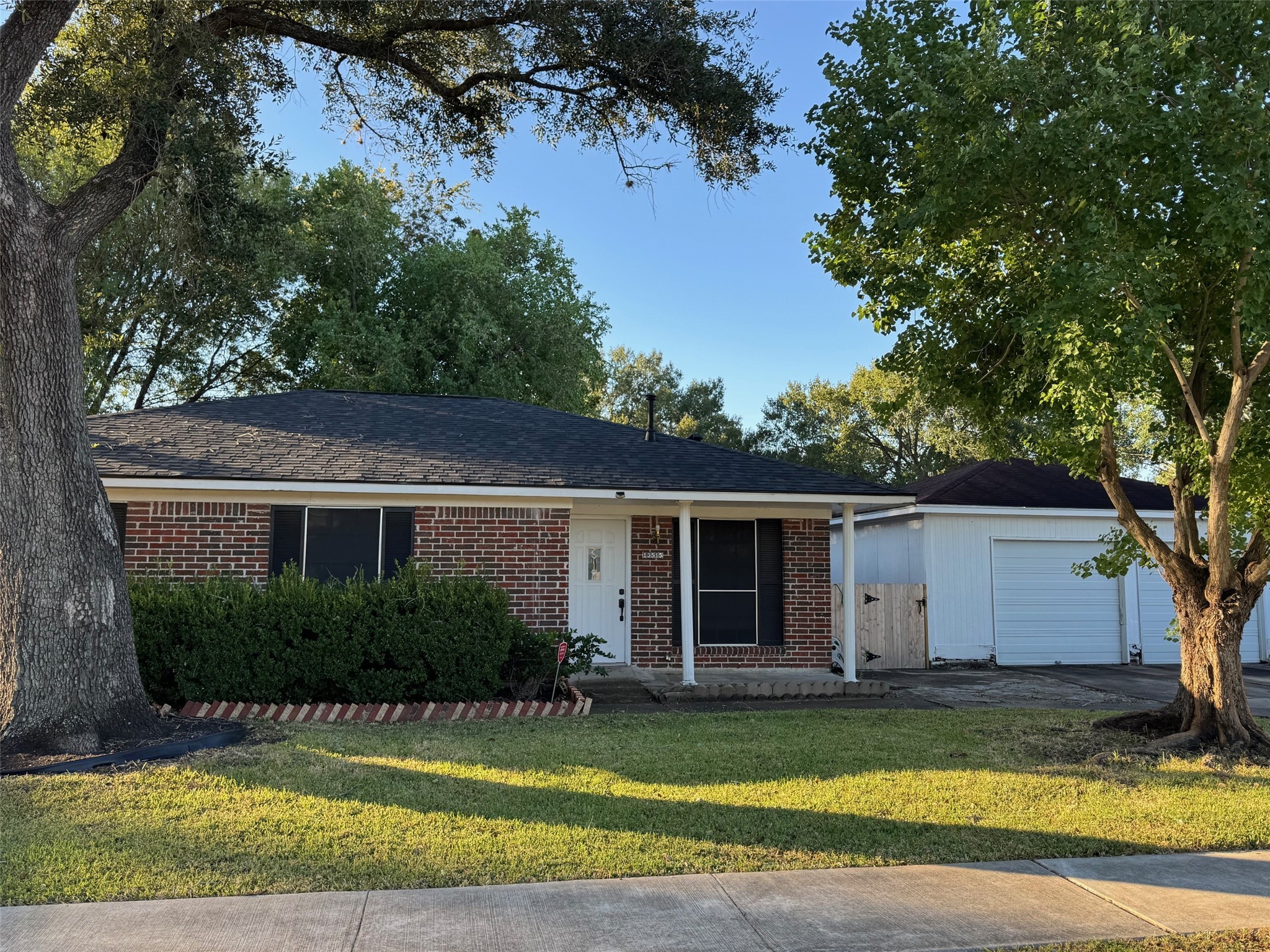 13515 Greenbriar Drive Sugar Land TX 77498