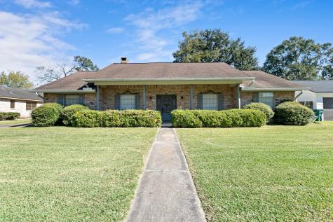 870 Stacewood Drive Beaumont TX 77706