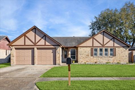 405 S Crockett Street Deer Park TX 77536