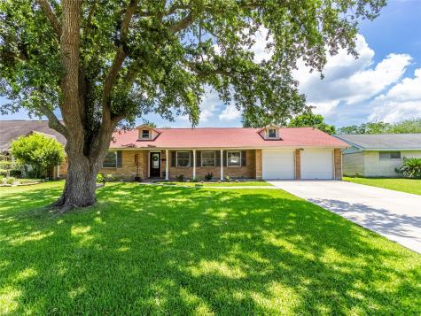 1713 19th Avenue N Texas City TX 77590