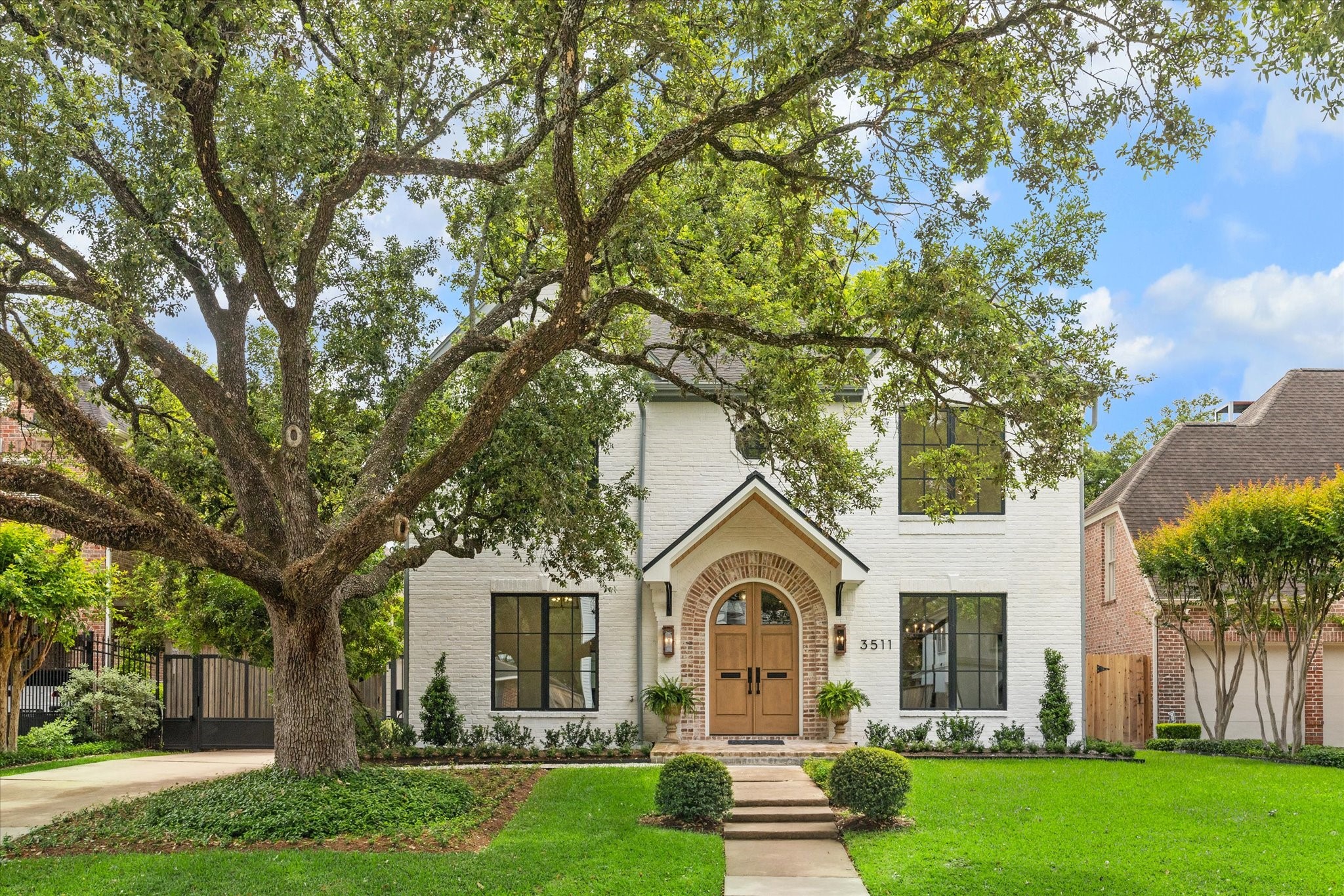 3511 Maroneal Street Houston TX 77025