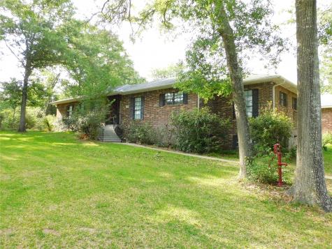 160 Camilla Circle Bellville TX 77418
