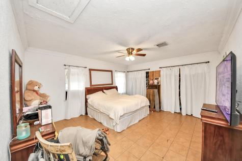 415 Halkies Road Houston TX 77587