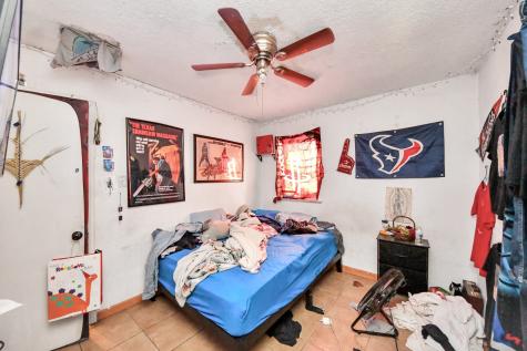 415 Halkies Road Houston TX 77587