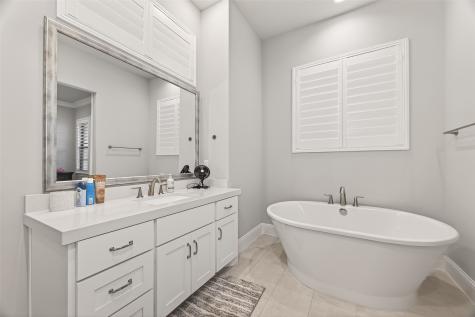 2435 Prairie Hollow Lane Houston TX 77077