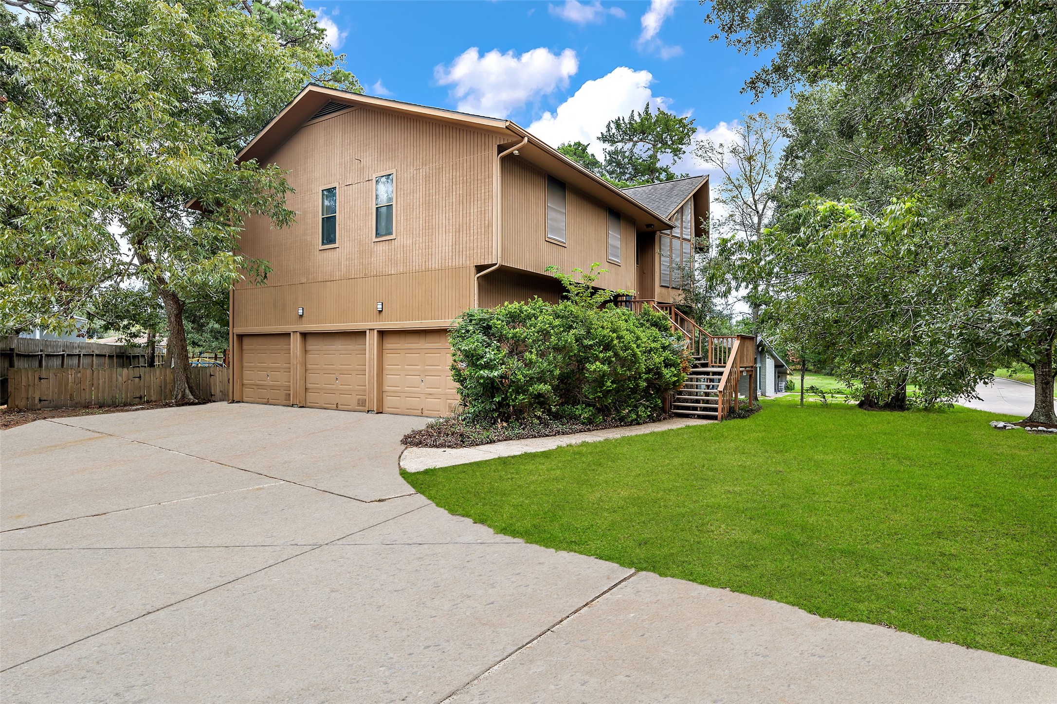 104 Cedar Lane Seabrook TX 77586