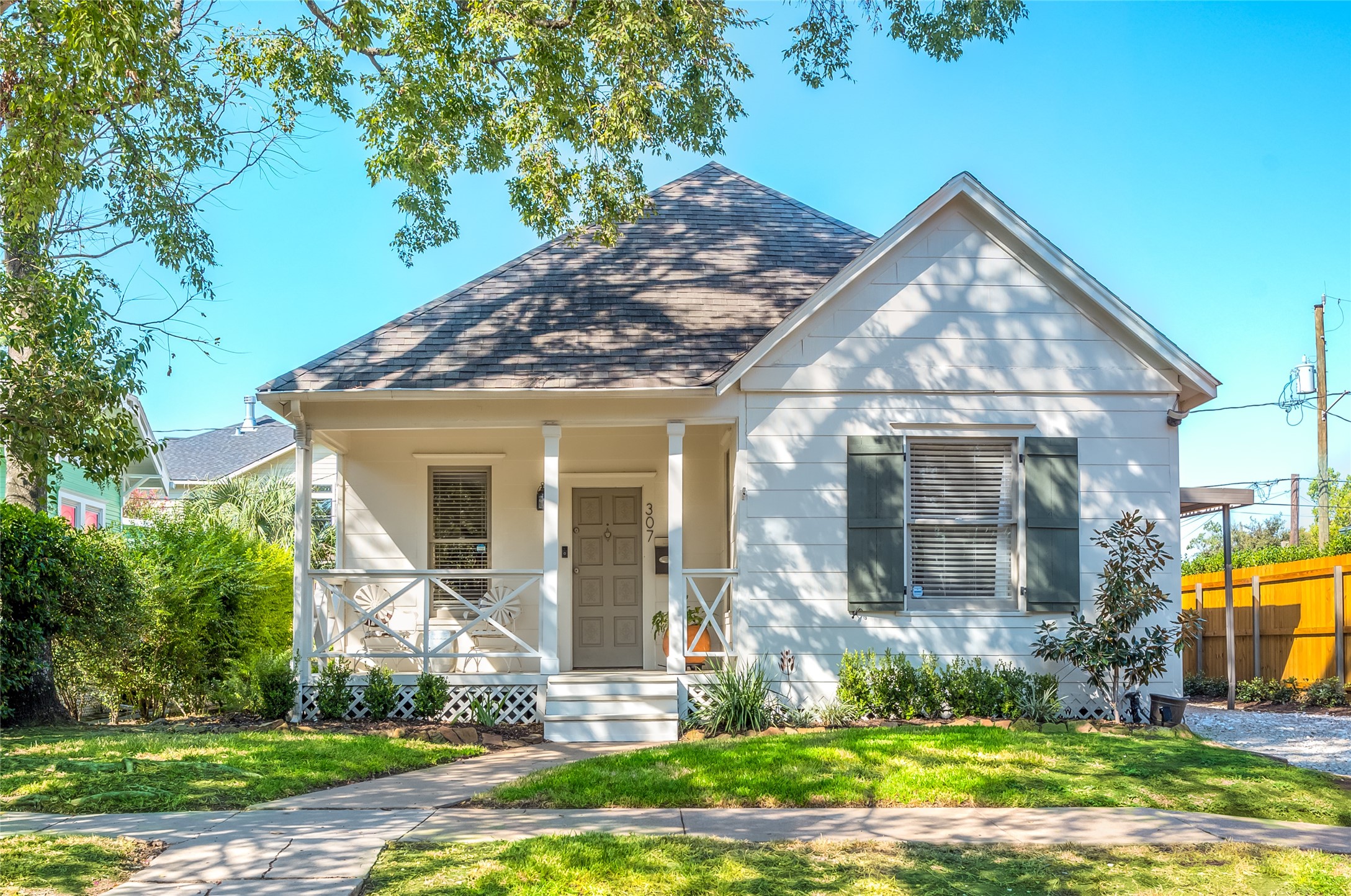 307 Cordell Street Houston TX 77009