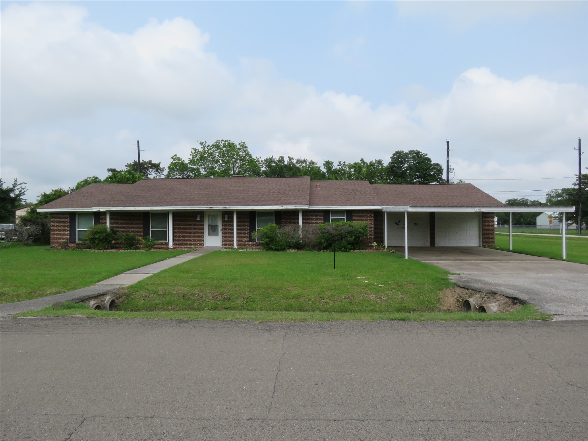 7716 George Street Baytown TX 77523
