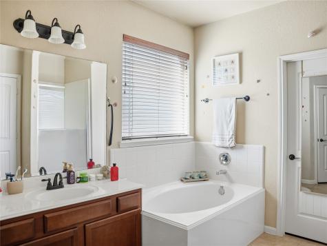 21391 Village Crossing Lane Porter TX 77365