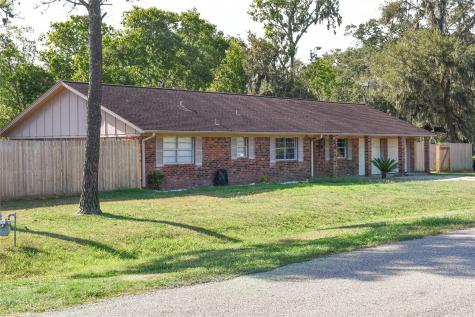 305 Avenue I Brazoria TX 77422