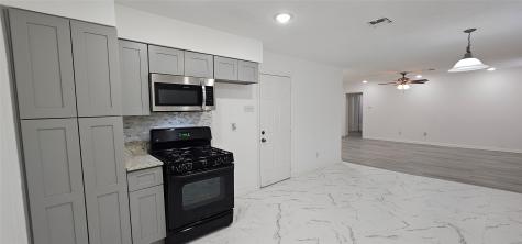 5515 Jackwood Street Houston TX 77096