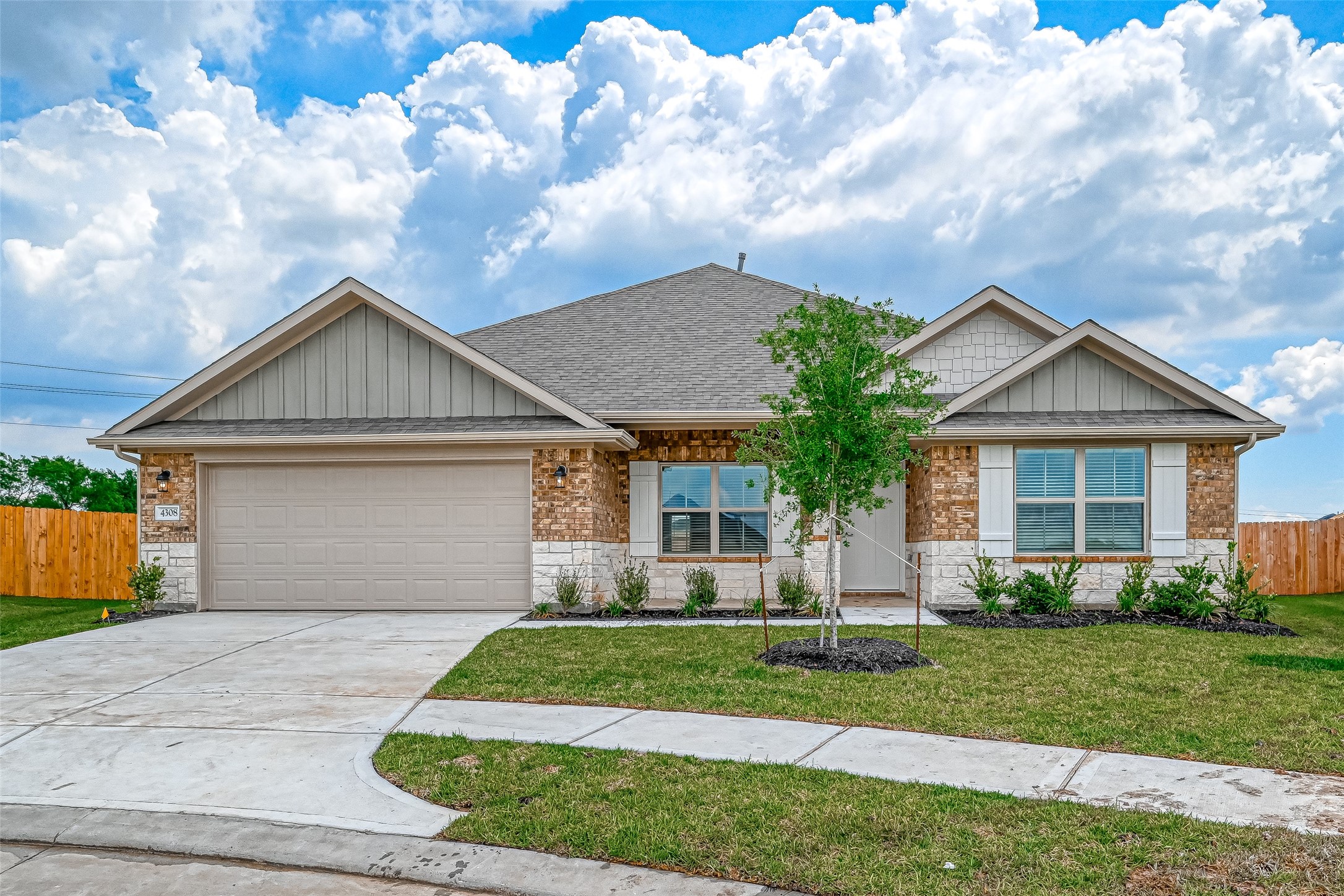 4308 Rhodes Lane Texas City TX 77591