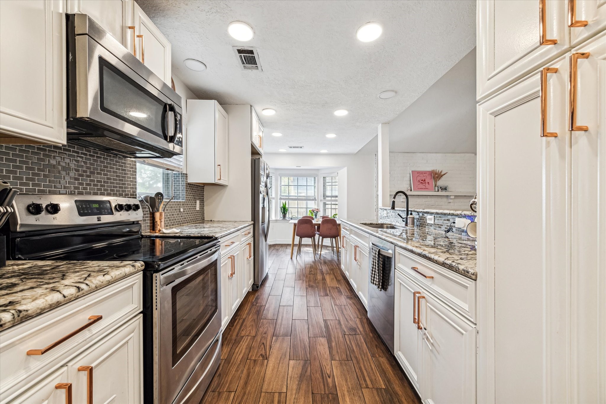 9242 Theysen Drive Houston TX 77080