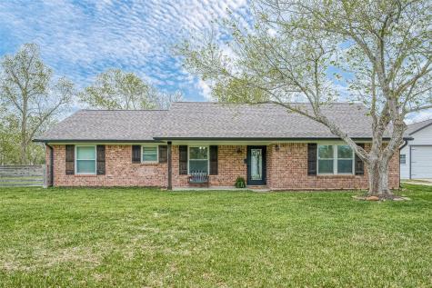 4550 County Road 537 Alvin TX 77511