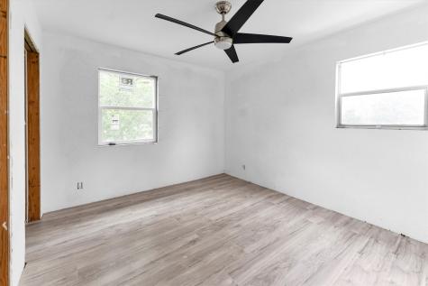 909 Ives Creek Road Bellville TX 77418
