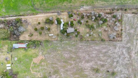 909 Ives Creek Road Bellville TX 77418