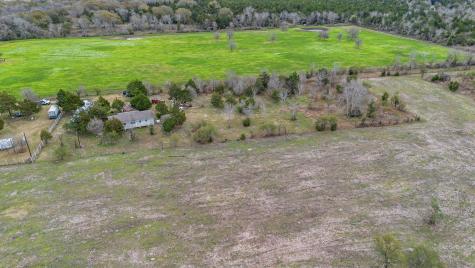 909 Ives Creek Road Bellville TX 77418