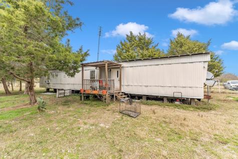 909 Ives Creek Road Bellville TX 77418
