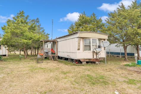 909 Ives Creek Road Bellville TX 77418