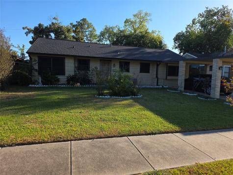 1330 Elton Street Houston TX 77034