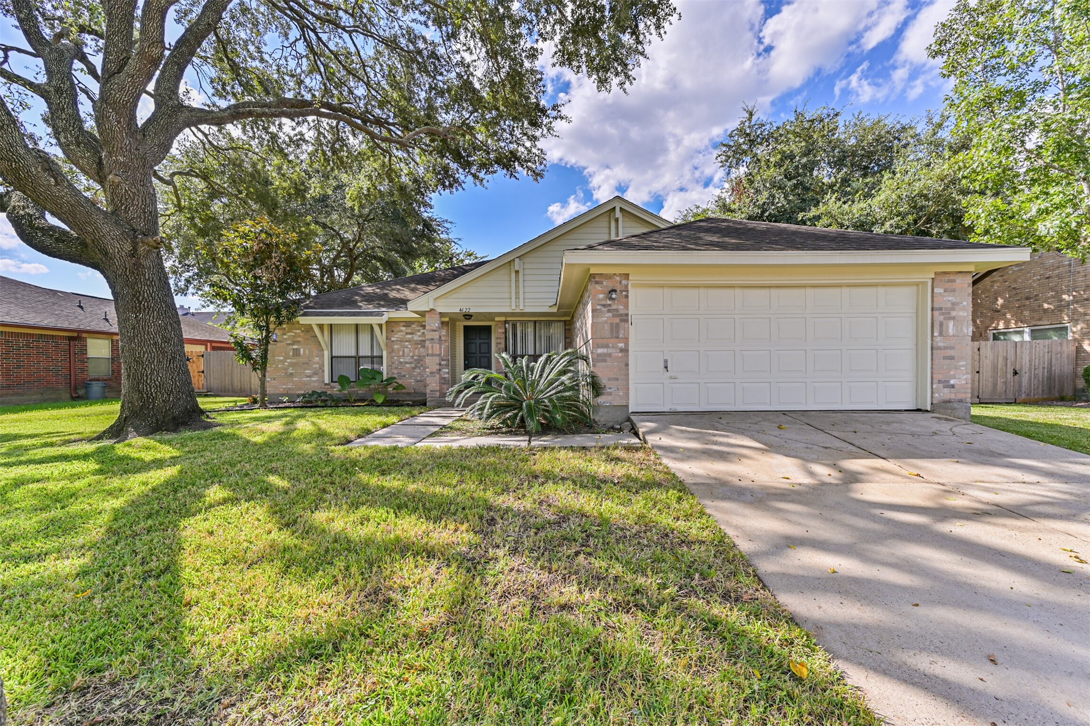 4622 Pecan Grove Drive Pearland TX 77584