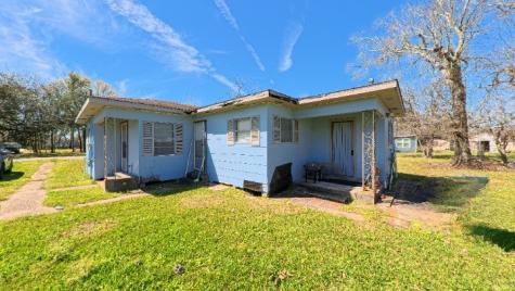 2161 Cedar Street Port Arthur TX 77640