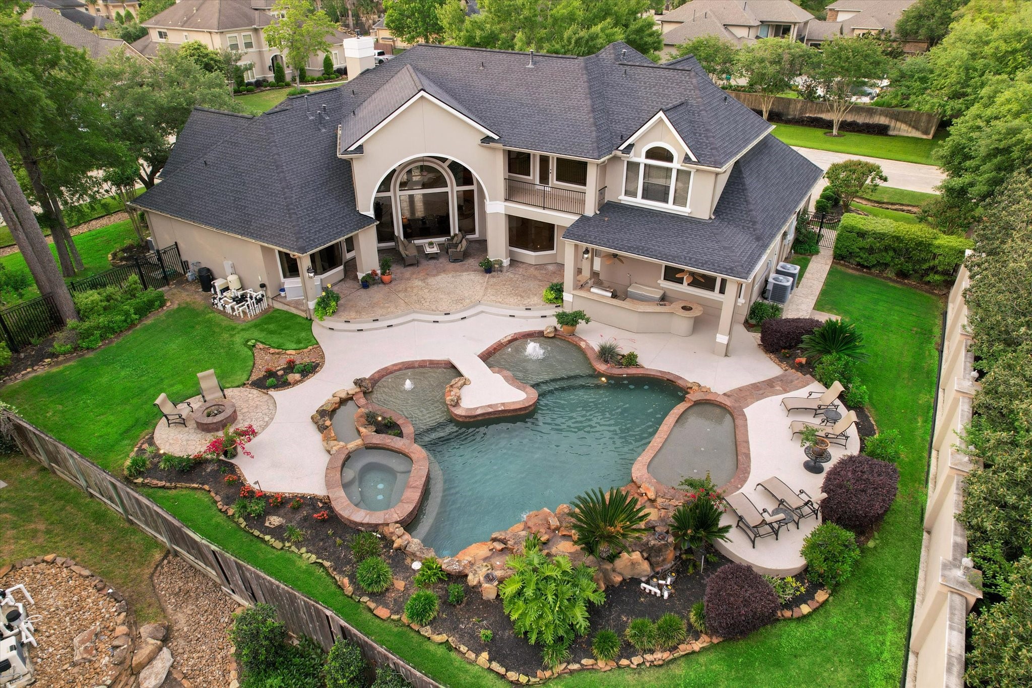1101 Pine Hurst Court Friendswood TX 77546