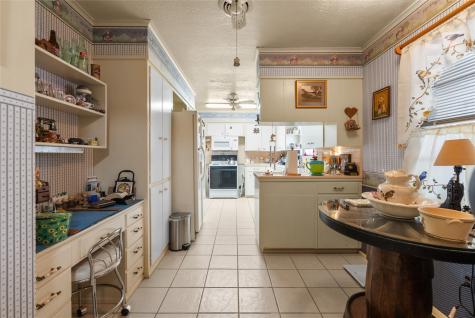 1904 Amy Drive Baytown TX 77520