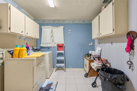 1904 Amy Drive Baytown TX 77520