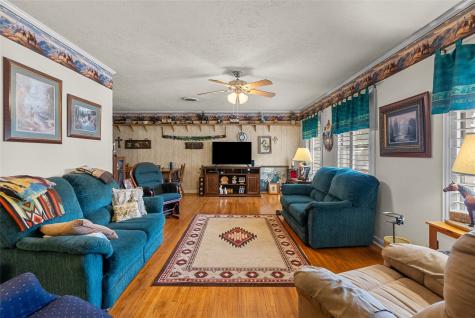 1904 Amy Drive Baytown TX 77520