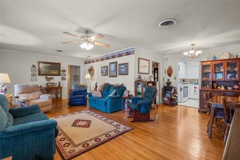 1904 Amy Drive Baytown TX 77520