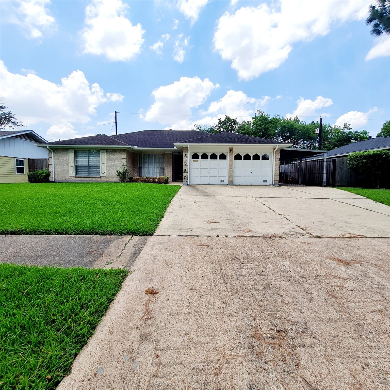 5550 Meadow Creek Lane Houston TX 77017