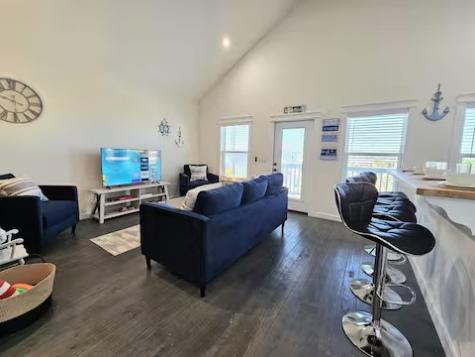 1071 Shady Lane Gilchrist TX 77617