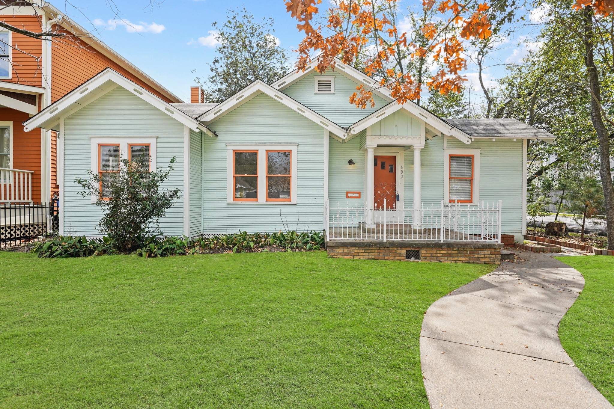 602 E 24th Street Houston TX 77008