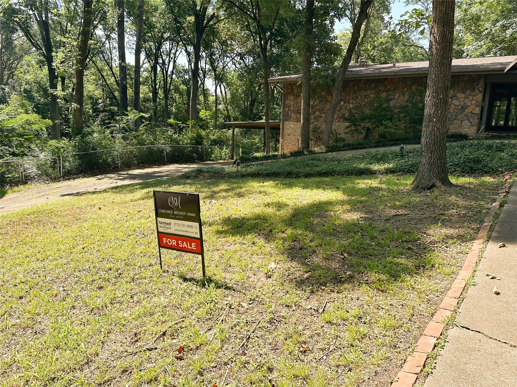 122 Berkley Drive Palestine TX 75801