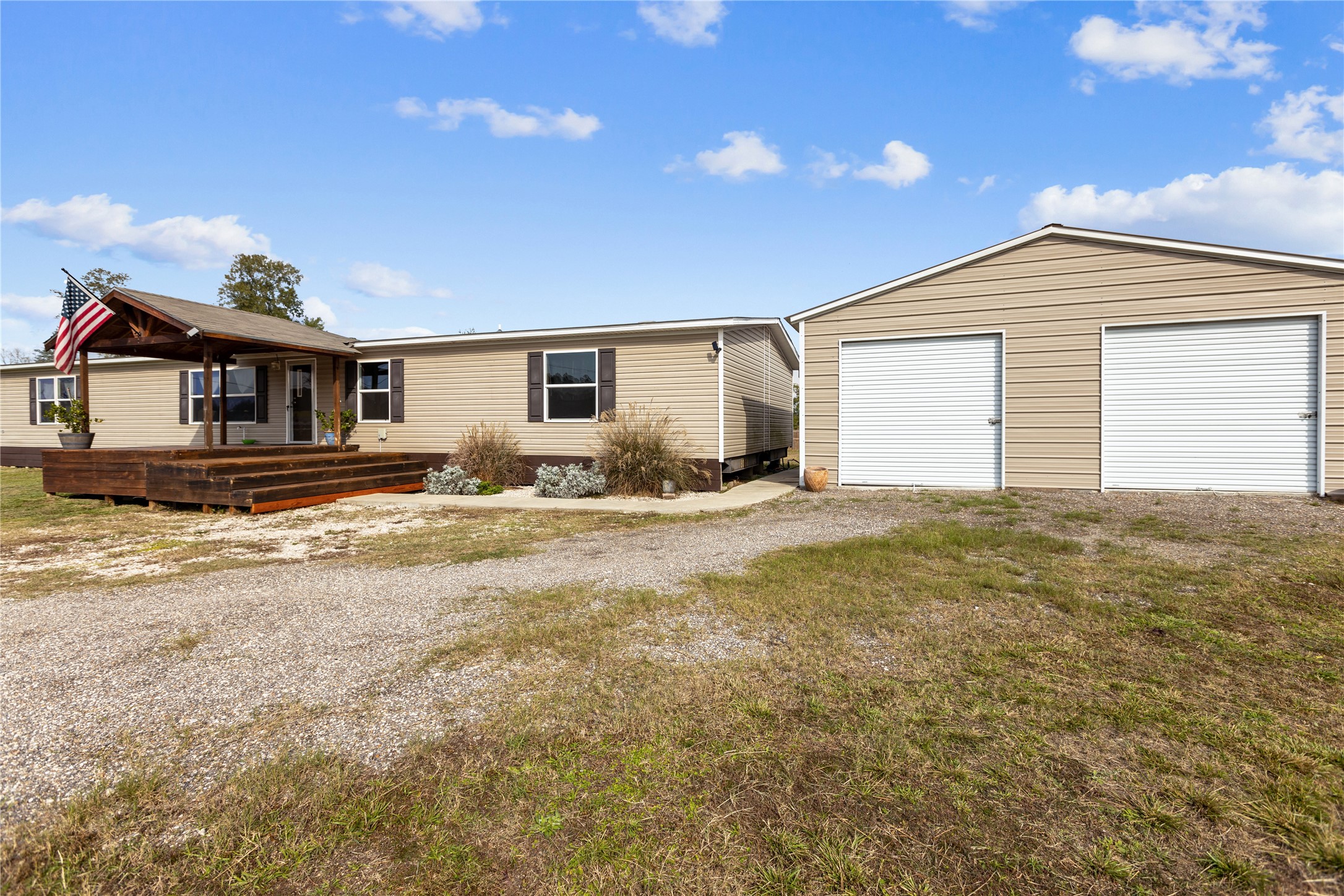 235 County Road 5009 Cleveland TX 77327
