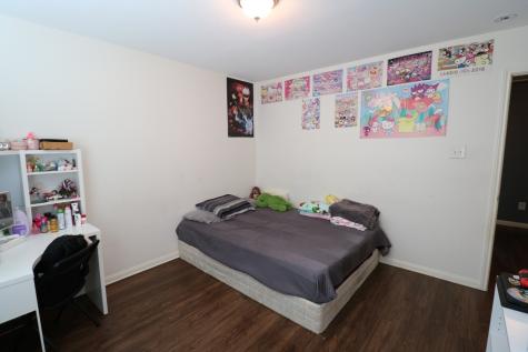 878 Darbydale Crossing Lane Houston TX 77090