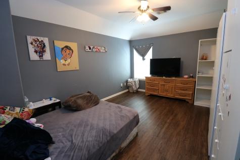 878 Darbydale Crossing Lane Houston TX 77090