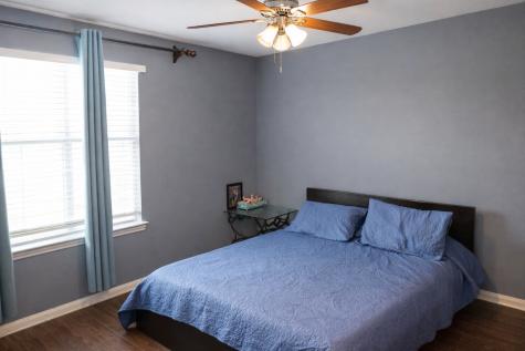 878 Darbydale Crossing Lane Houston TX 77090