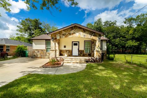 4508 Sunflower Street Houston TX 77051