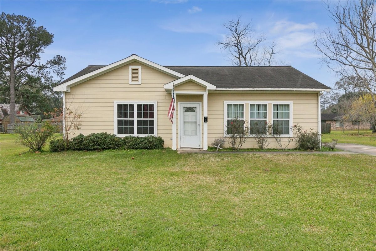 1153 Railroad Street Silsbee TX 77656