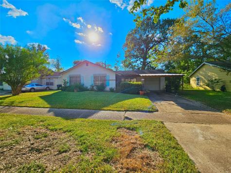 1933 Ridgemore Drive Houston TX 77055