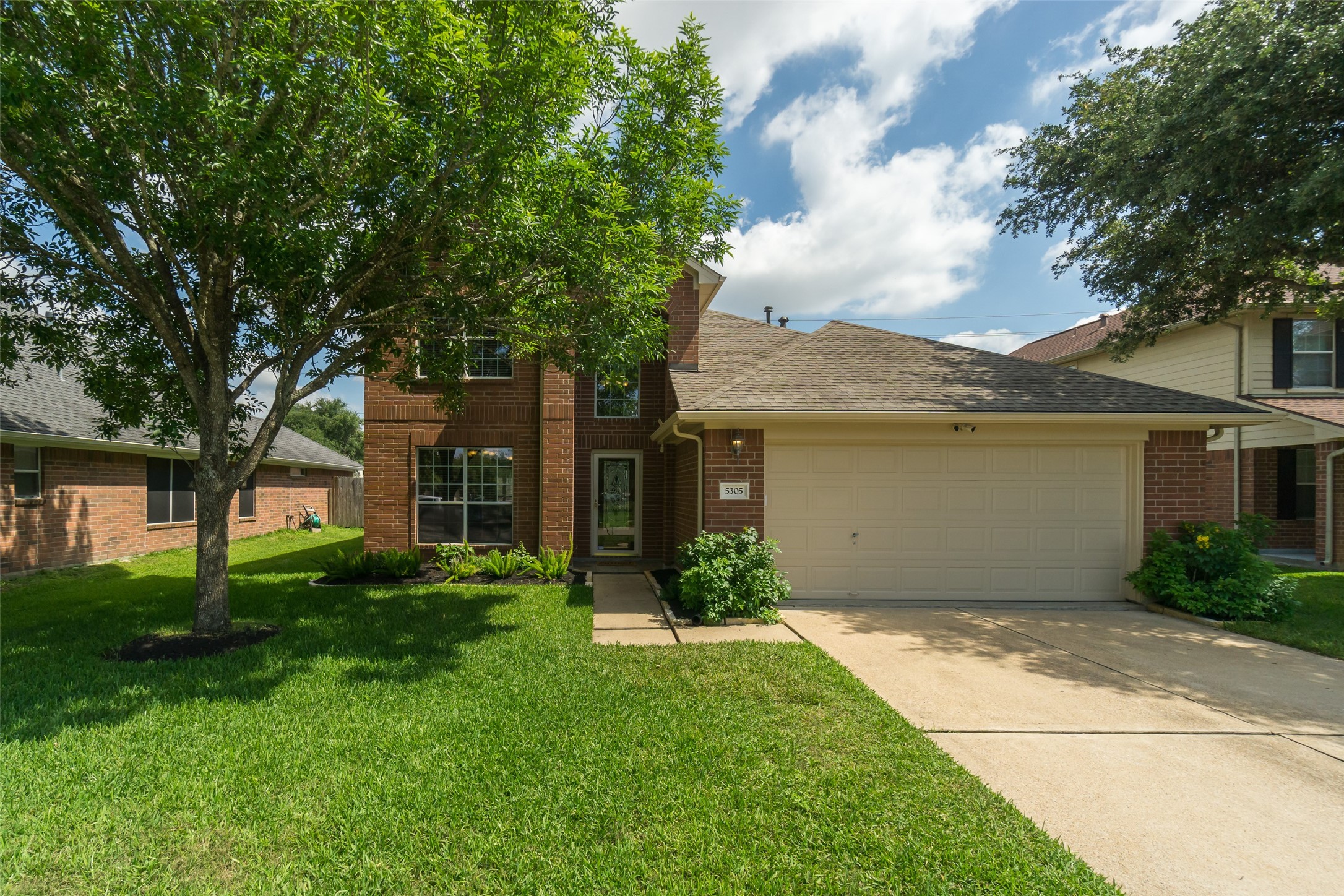 5305 Caprock Drive Pearland TX 77584