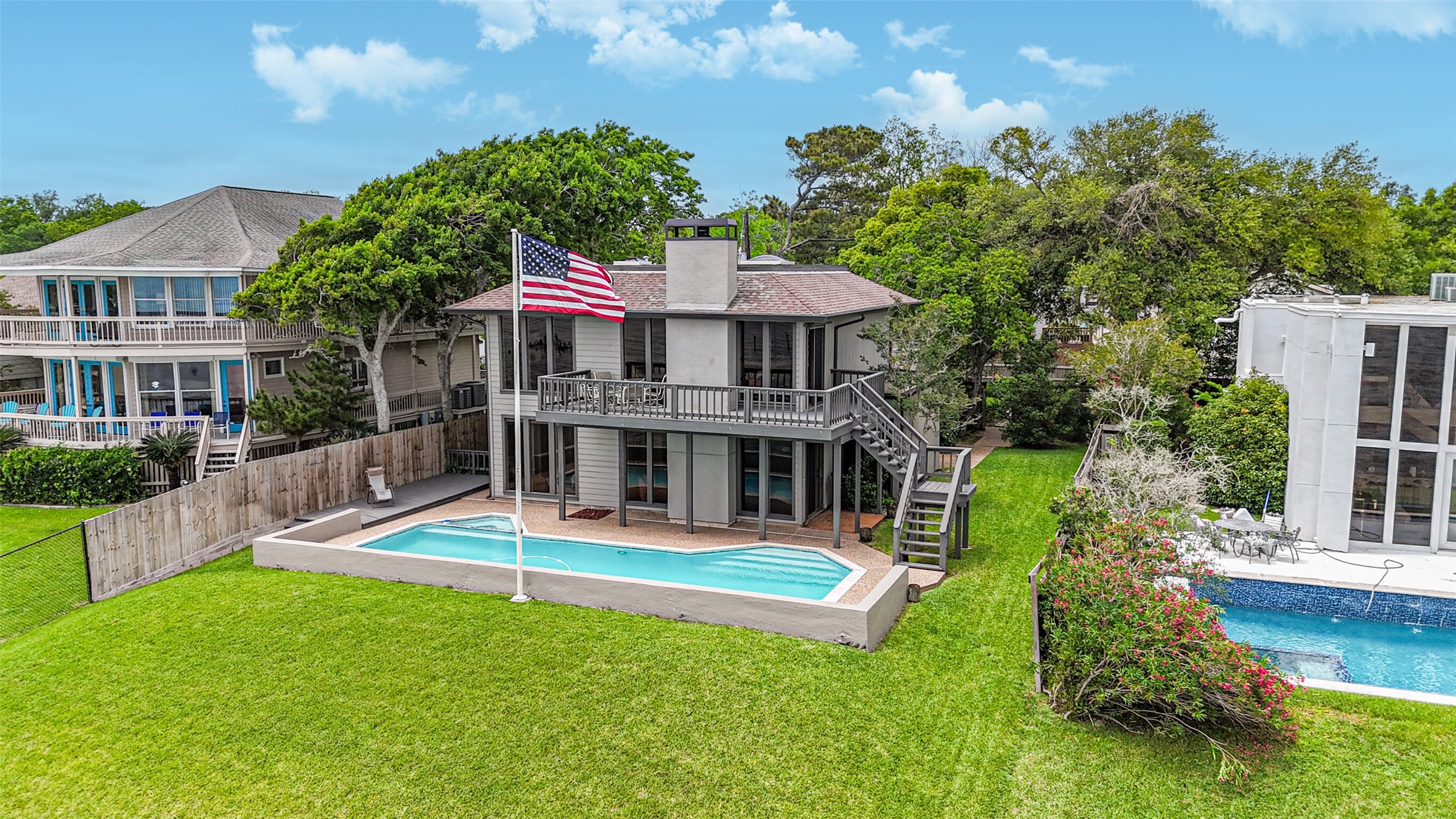 234 N Forrest Avenue La Porte TX 77571