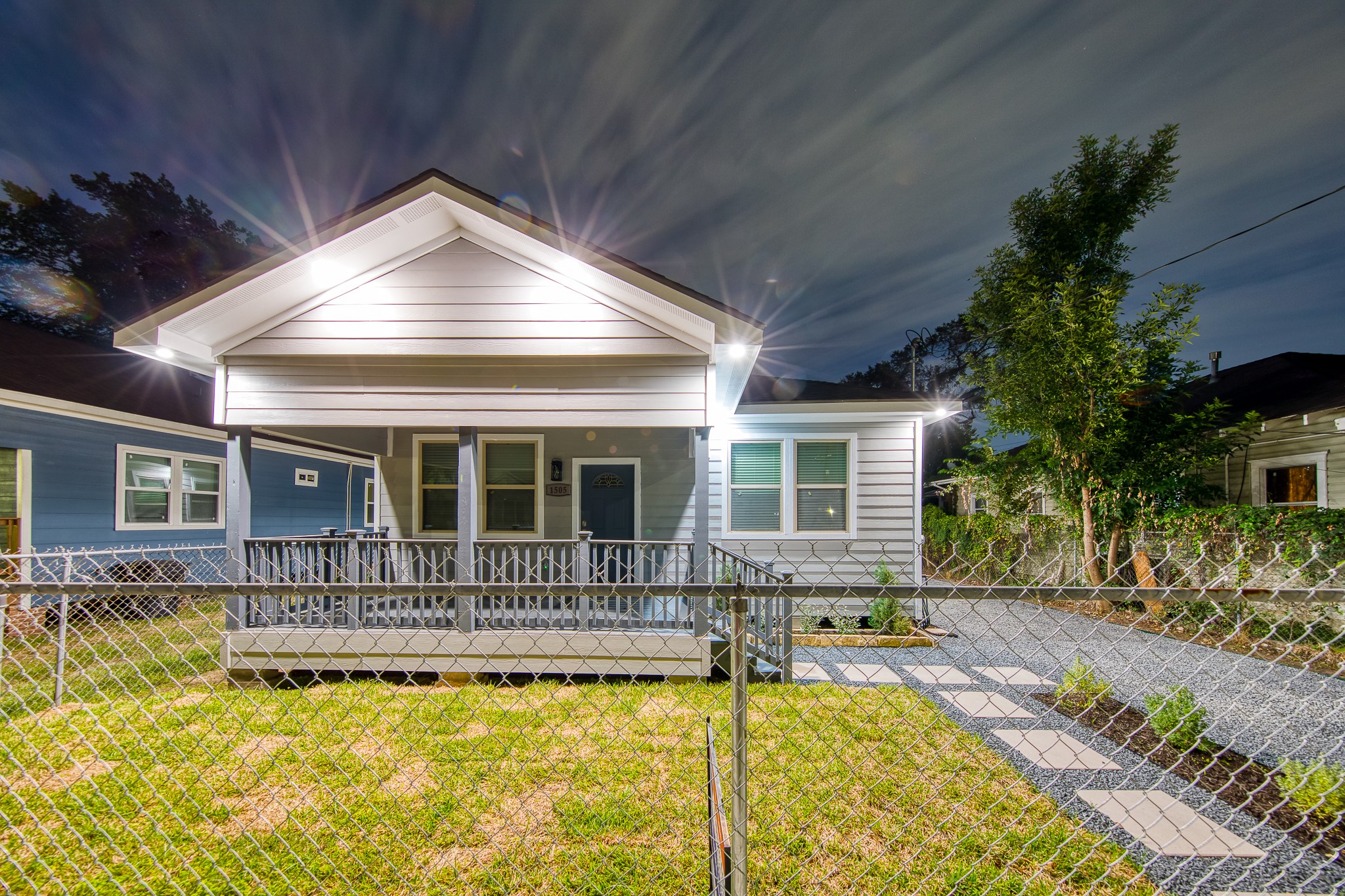 1505 Hussion Street Houston TX 77003