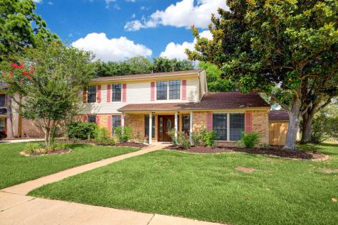 8323 Clover Gardens Drive Houston TX 77095