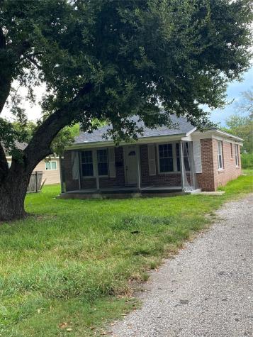 4090 Woodlawn Street Beaumont TX 77703